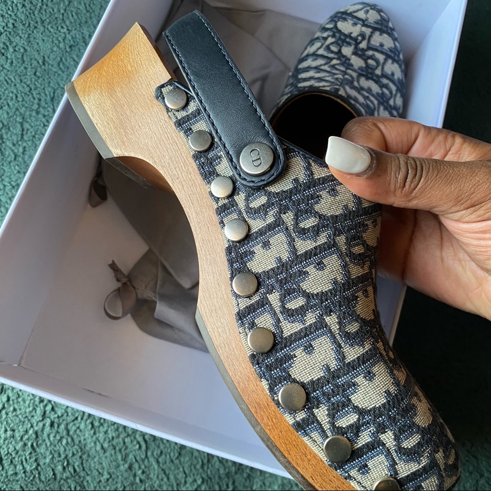 Dior Beige/Blue Oblique Canvas Diorquake Slingback Clogs